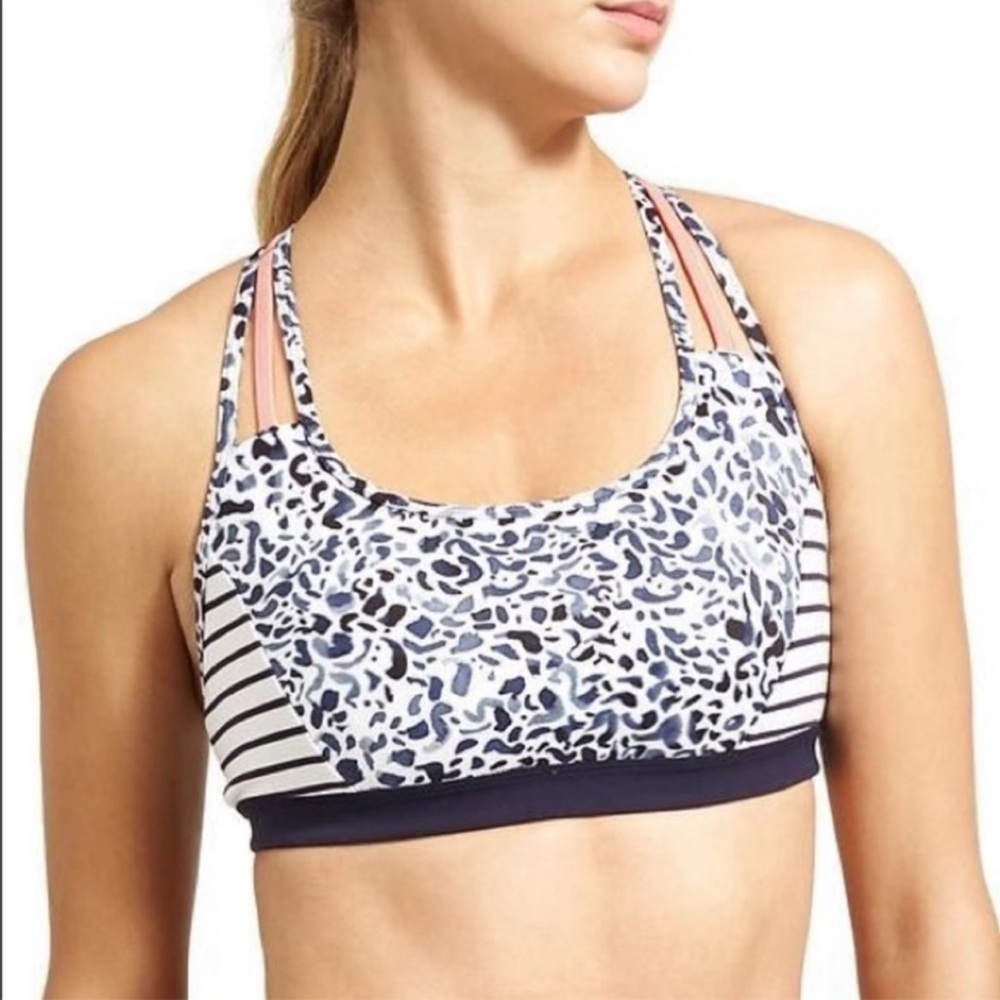 Athleta Strappy Leopard Print Sports Bra